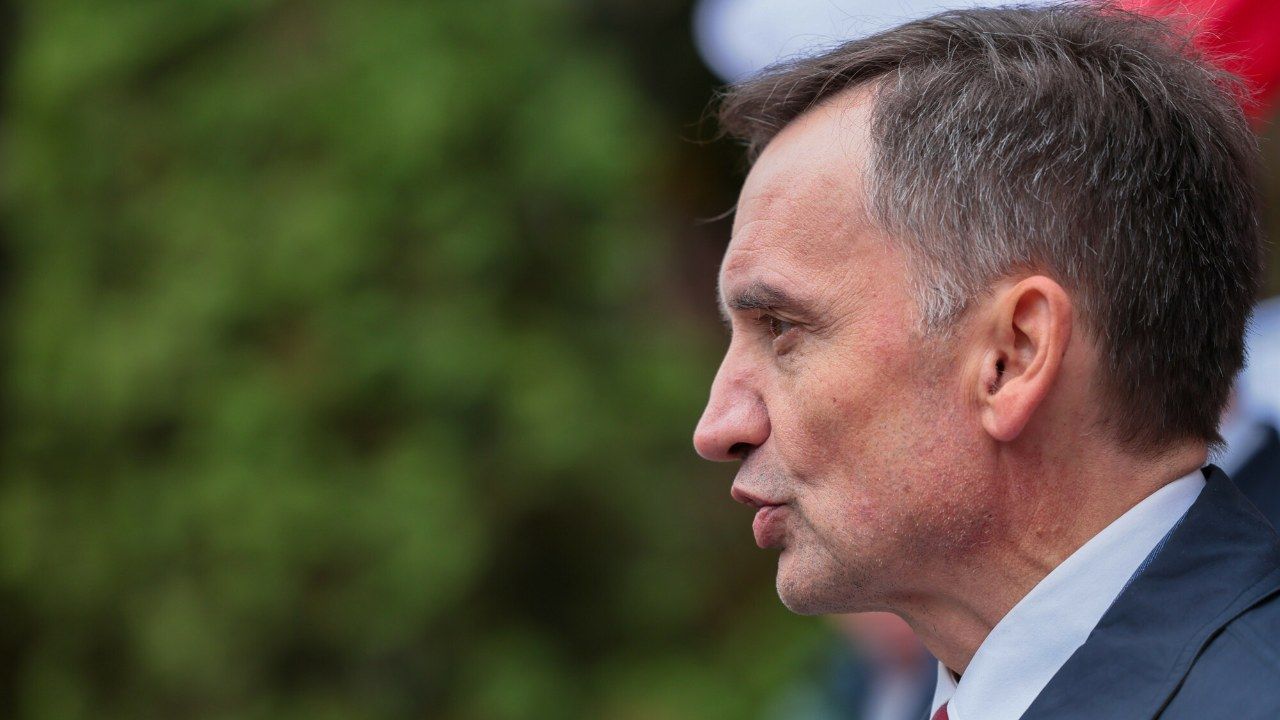 Stało się. Ziobro pozbawiony kluczowej rzeczy, teraz już nie ucieknie