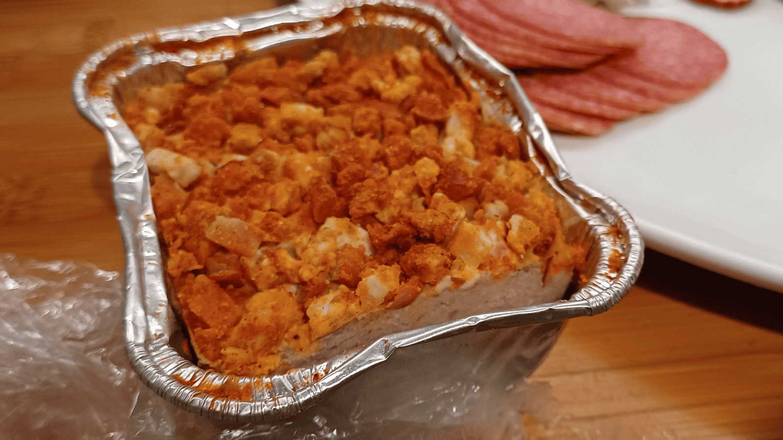 Ten pasztet z Dino to hit. Klienci się zajadają, ale kardiolog zapłakałby nad składem