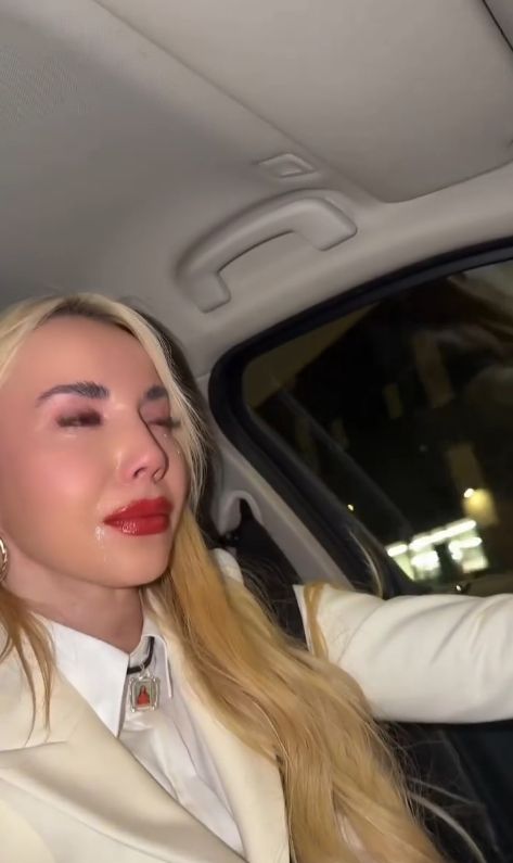 Zalana łzami była żona posła PiS prowadzi samochód. Już nie ma złudzeń