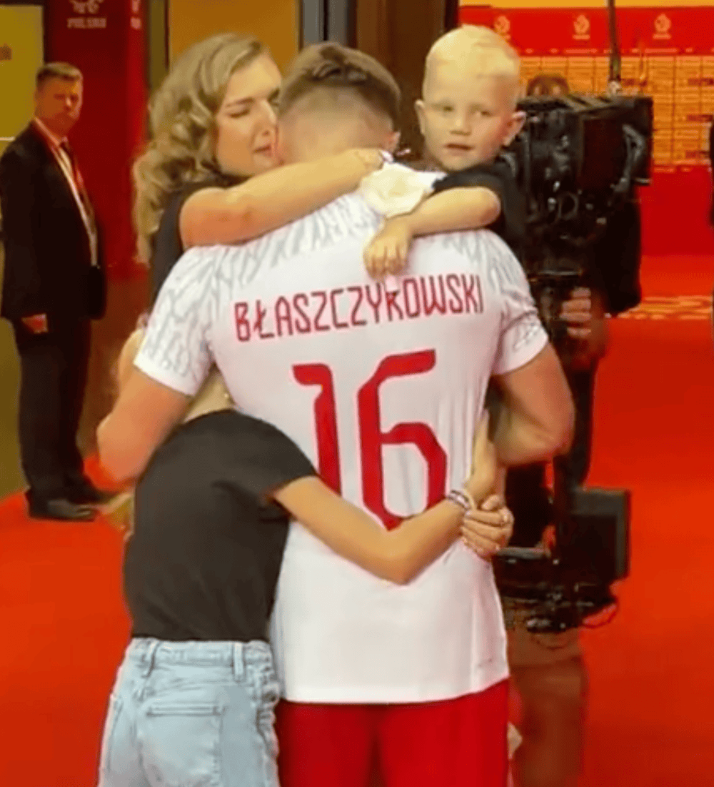 Kuba Błaszczykowski z żoną i dziećmi – ostatni mecz