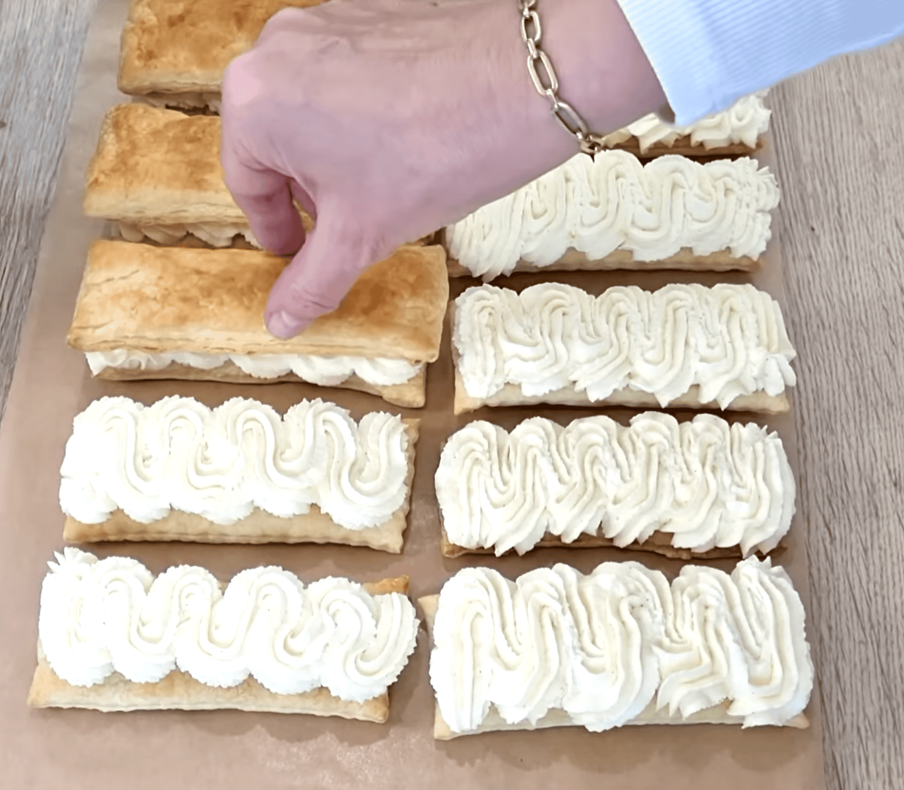 Eklerki z ciasta francuskiego