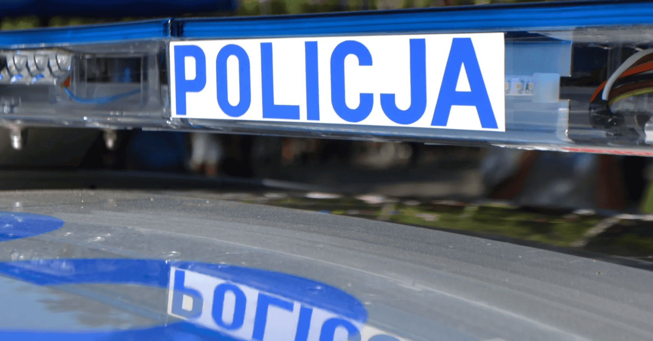 Dramatyczny wypadek o poranku. Zderzyły się trzy auta, są ranni. Droga całkowicie zablokowana