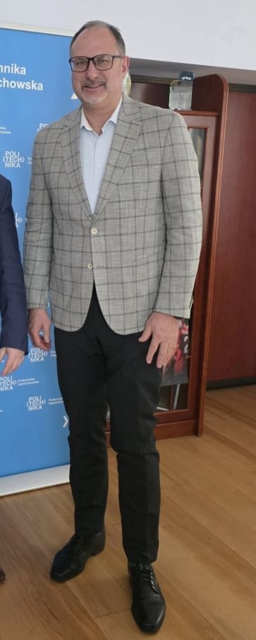 Syn Ireny Szewińskiej to znany polityk. Mało kto o tym wiedział