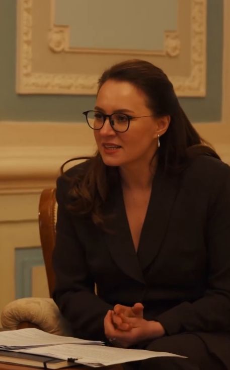 To ona zastąpi Ołenę Zełenską w Gdańsku. Urodą nie ustępuje Pierwszej Damie