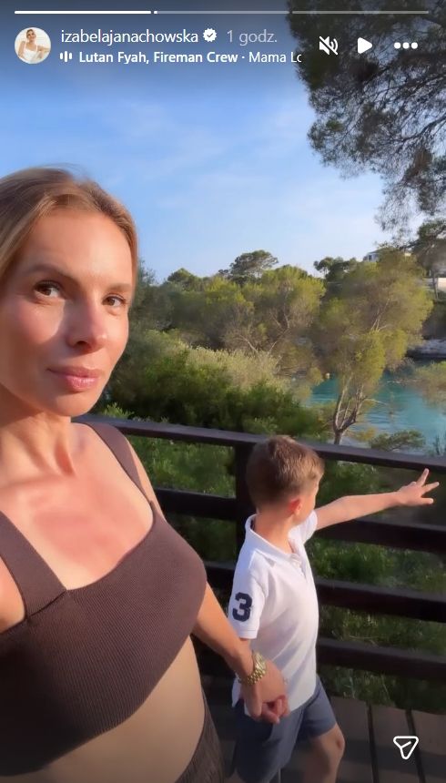 Ciężarna Izabela Janachowska odsłoniła brzuszek. 39-latka zachwyca formą