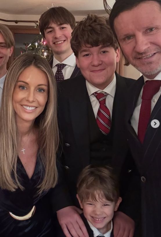 Nowe zdjęcia najmłodszego syna Rozenek. Henio to już taki duży chłopiec. "Cały tata"