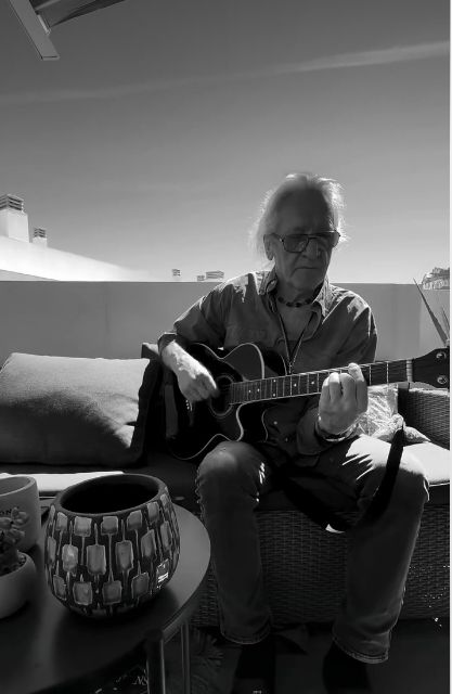 Patrycja Markowska na czarno-białym wideo z tatą. Wystraszyła fanów