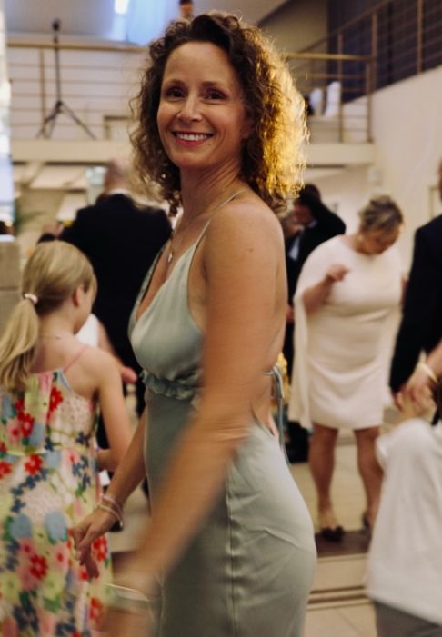 Monika Mrozowska pokazała zdjęcia ze ślubu. Sukienka taka, że oczu nie można oderwać