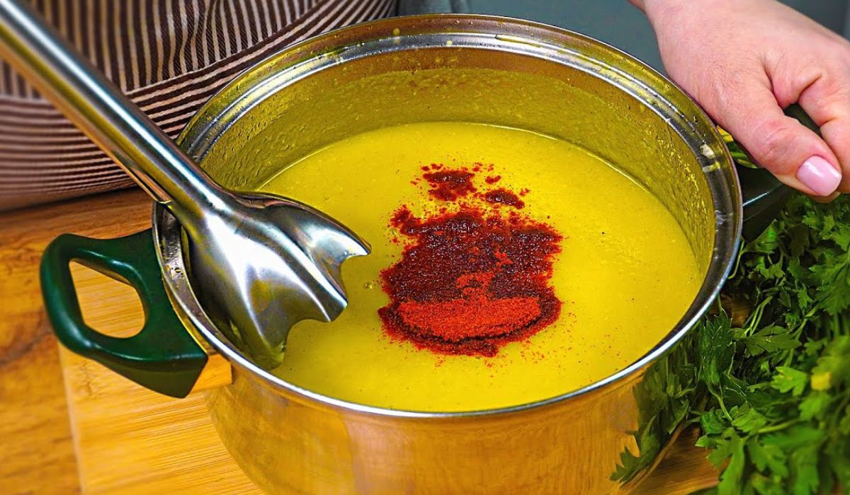 Pyszna zupa w garnku