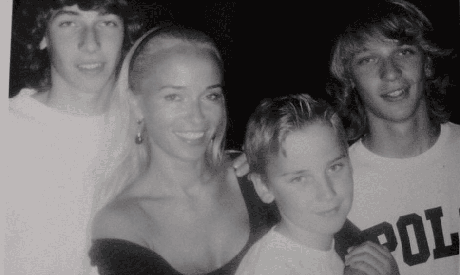 Joanna Przetakiewicz z synami