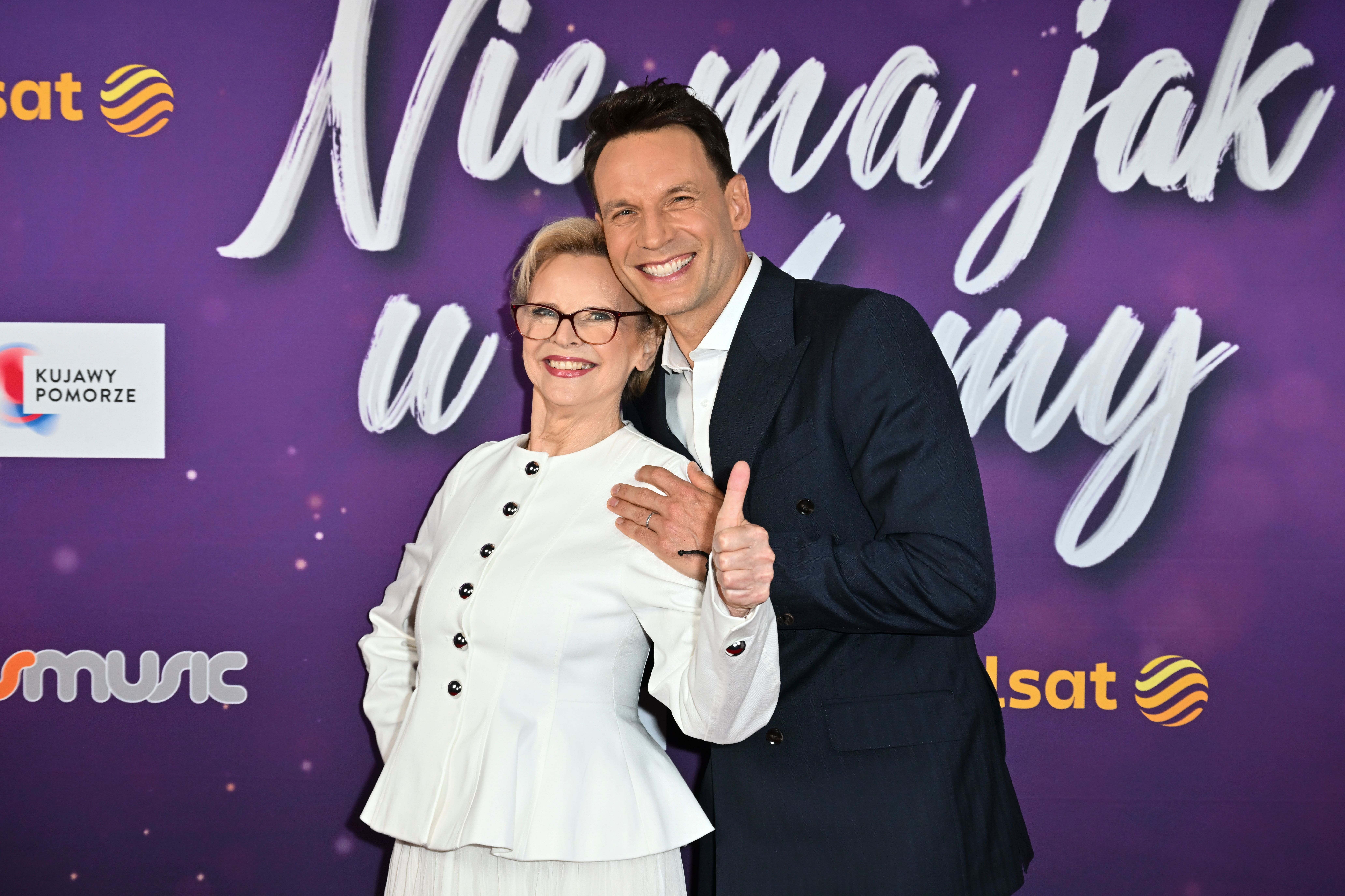Tak wyglądają mamy gwiazd. Znani zaprosili je na koncert: Wolny, Gabor, Wiśniewski, Brzozowski...
