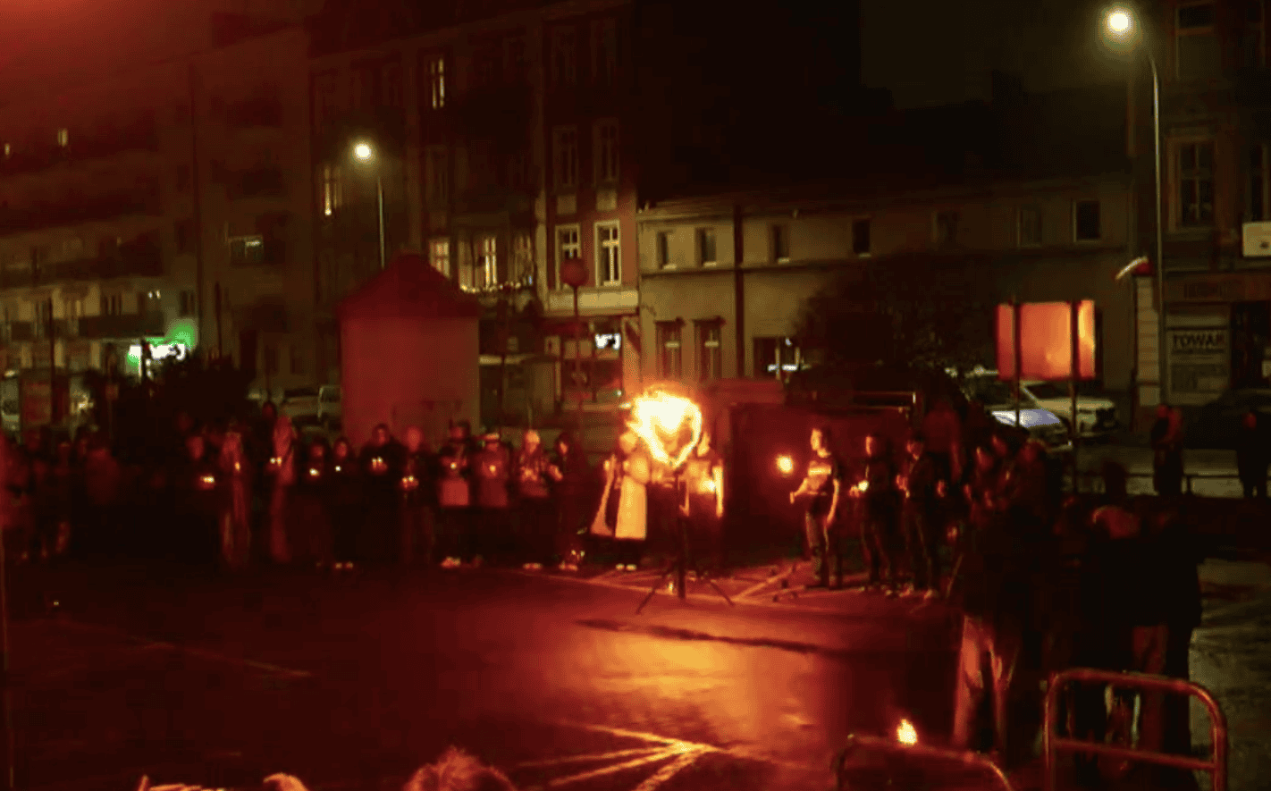 Zmarła wolontariuszka WOŚP. Tak uczcili jej pamięć podczas światełka do nieba