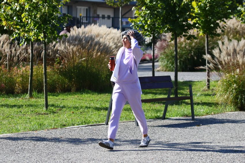 Anna Popek jak syrenka morsuje w polskim morzu. Co za figura