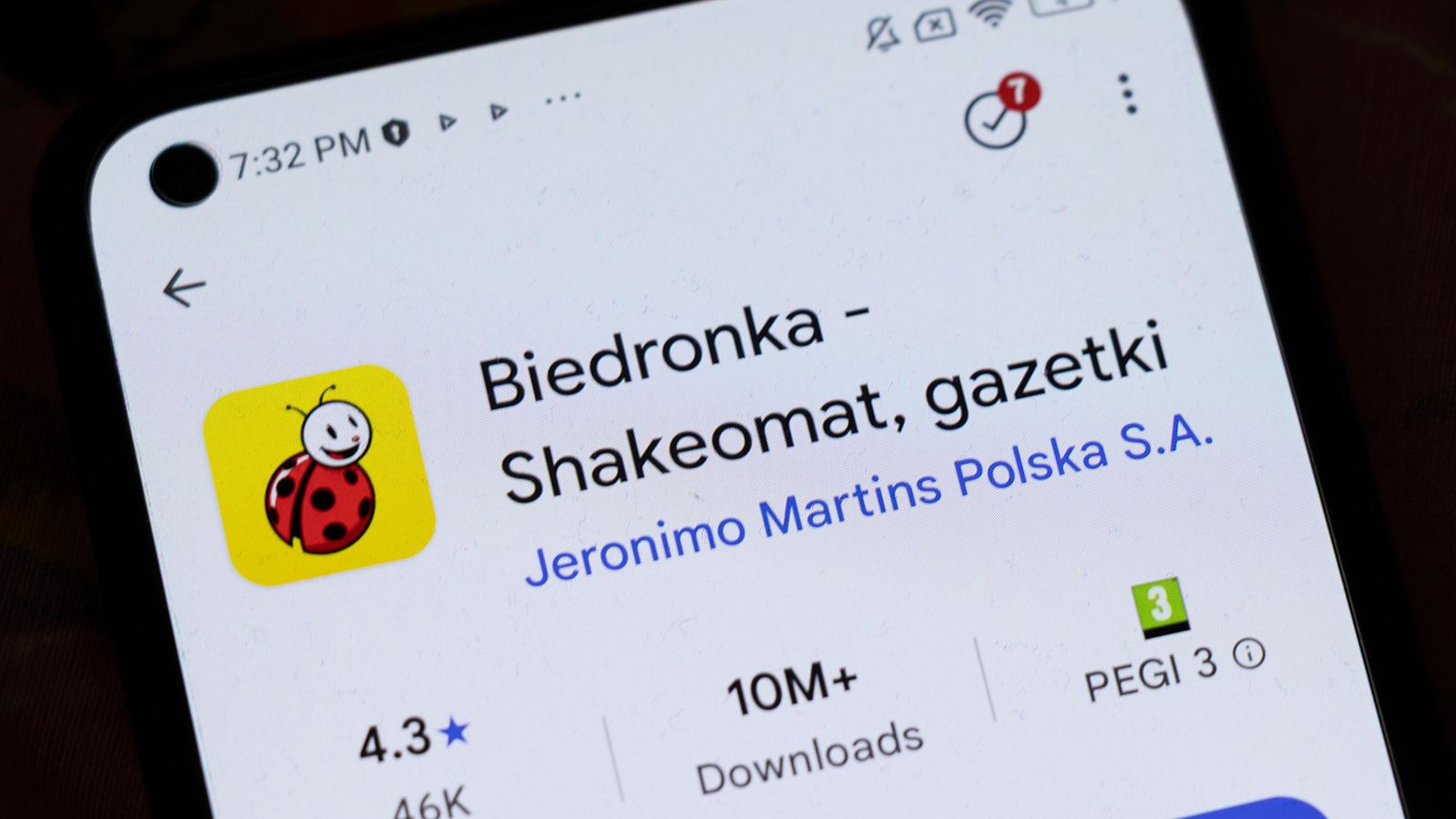 Biedronka zmienia zasady zwrotu butelek i puszek. Od 5 maja mniej ograniczeń dla klientów
