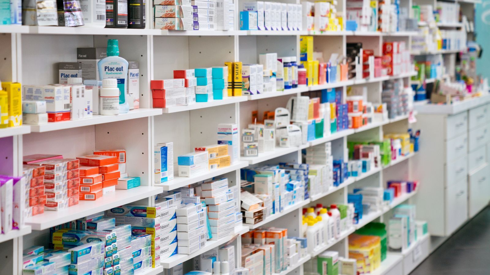 Nawet 100 zł więcej za leki. Od 1 kwietnia pacjentów czekają poważne zmiany w aptekach