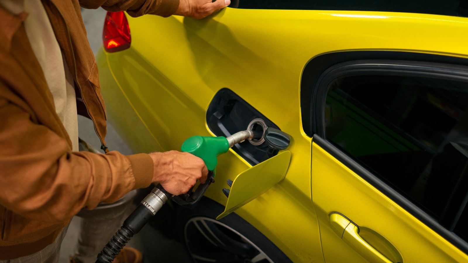 Zmiany cen na stacjach w Polsce. Po 20 kwietnia tyle zapłacimy za benzynę i LPG