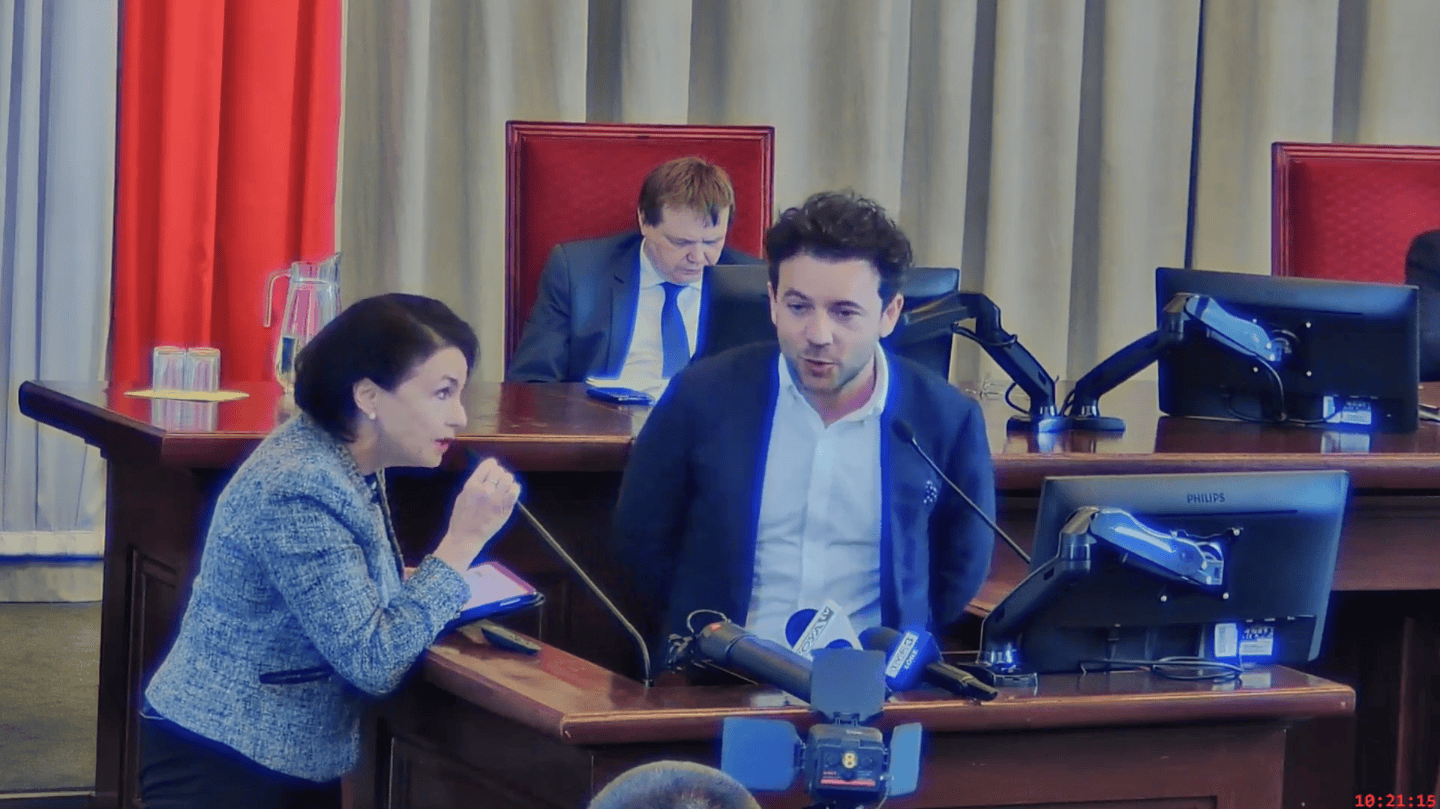 Awantura na Radzie Miejskiej. Wiceprezydent uderzył w posłankę PiS