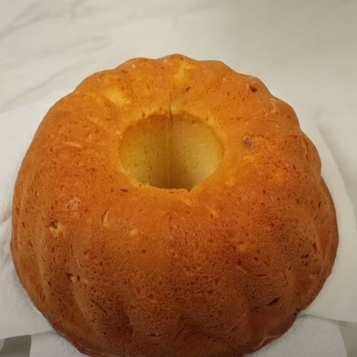 Niezwykle puszysta babka drożdżowa na Wielkanoc. Przepis mam od Babci