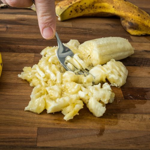 W niedzielę obowiązkowo piekę to szybkie ciasto. Pomysł na lukier jest genialny