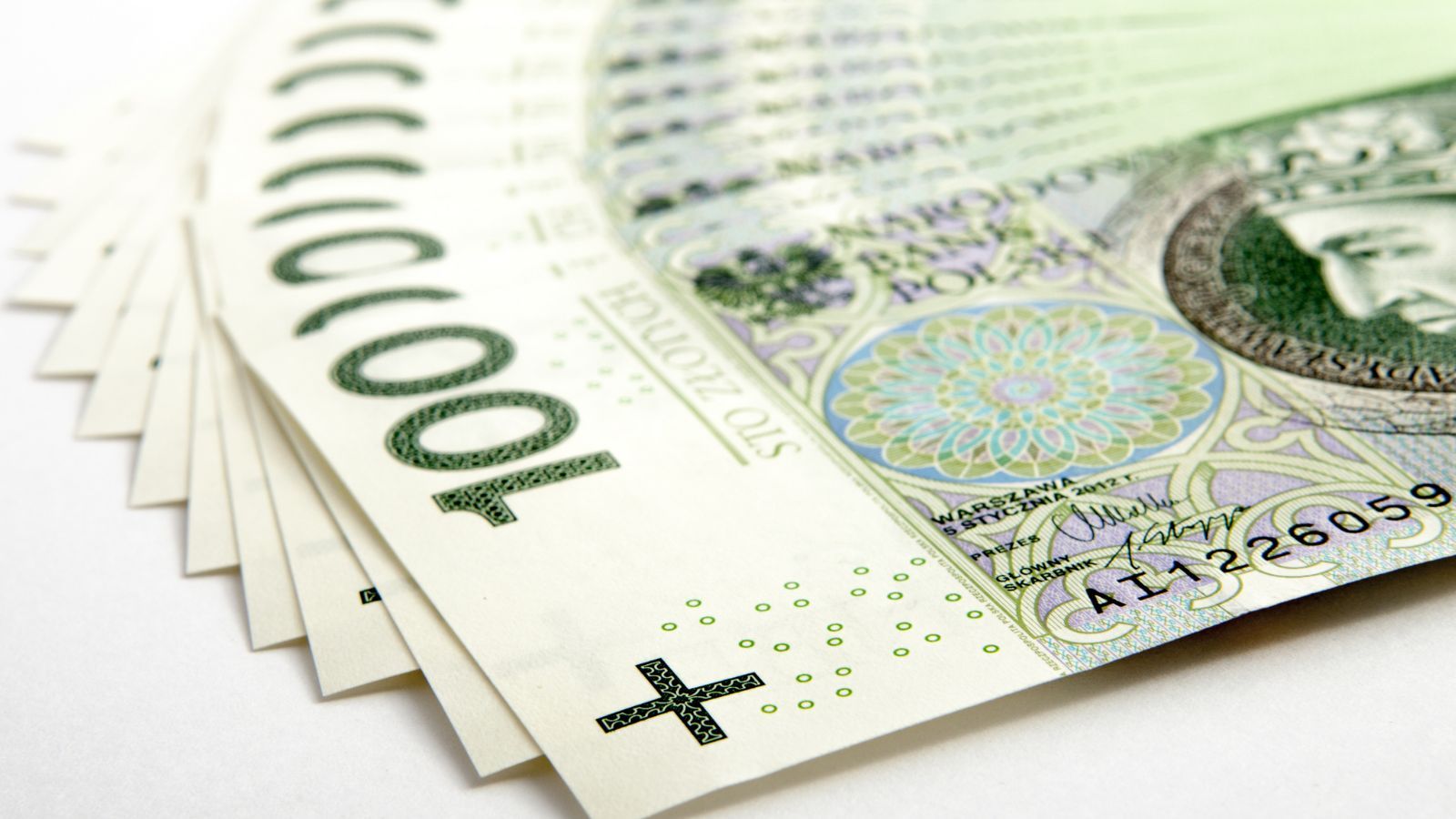 6938,92 zł specjalnej emerytury z ZUS. Kluczowym kryterium jest rok urodzenia