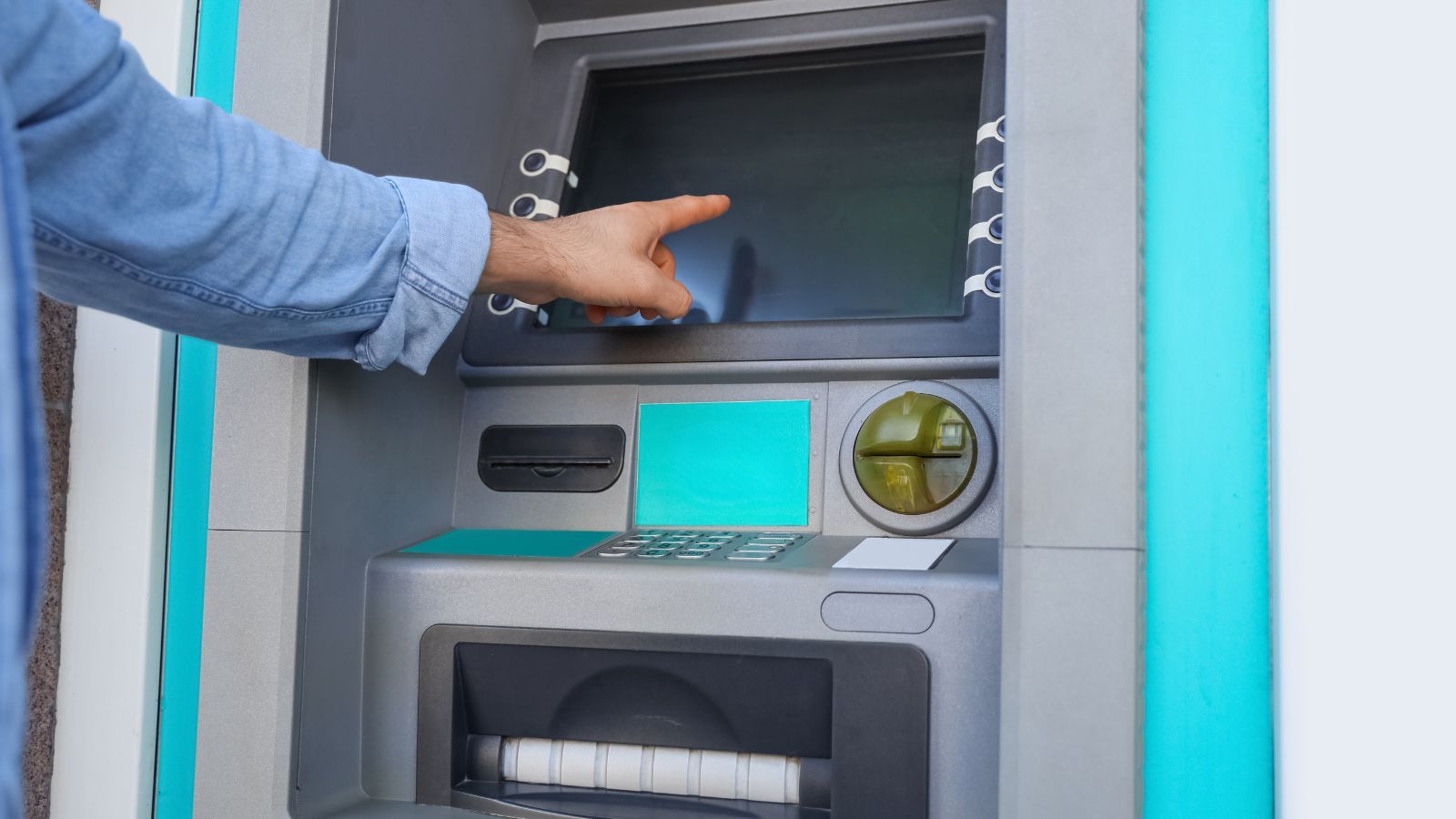 Karty płatnicze przestaną działać. Bank wydał pilny komunikat, zacznie się w Mikołajki