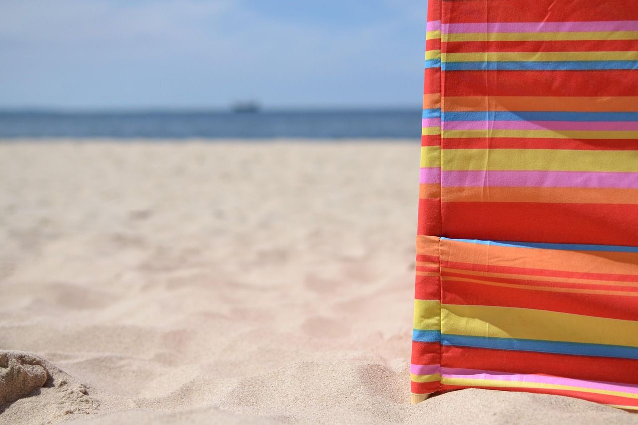 beach-1097988_1280.jpg