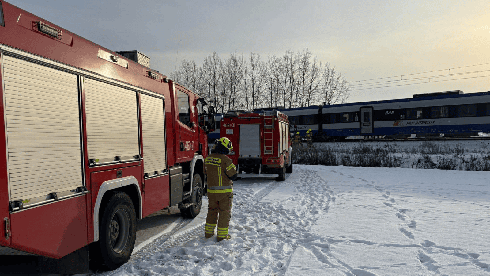 Będzelin: Maszynista natychmiast wezwał numer alarmowy. Brakowało 112 cm szyny