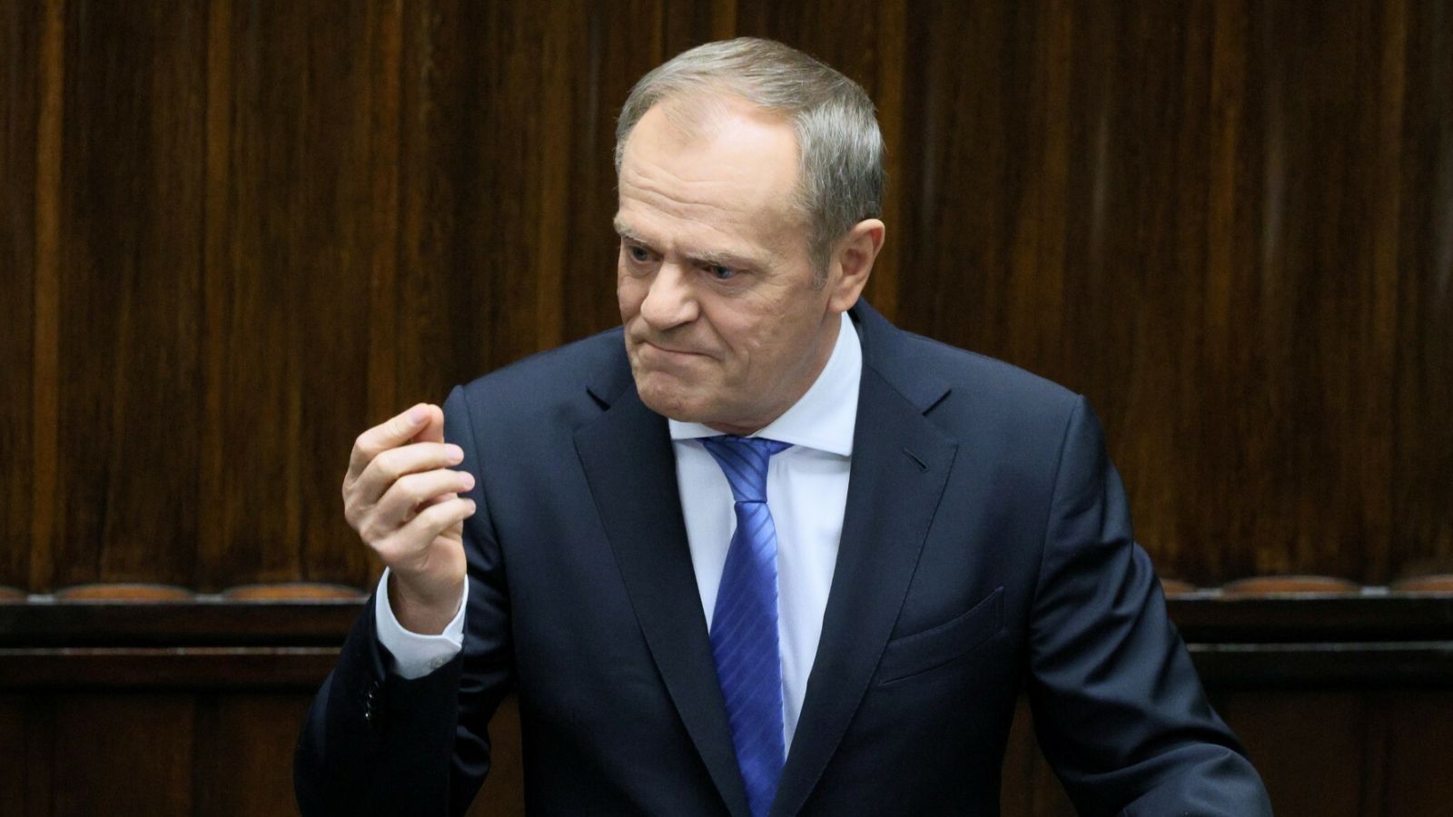 Tusk o pensjach nauczycieli. "Zrobiło się bardzo ciasno w budżecie"