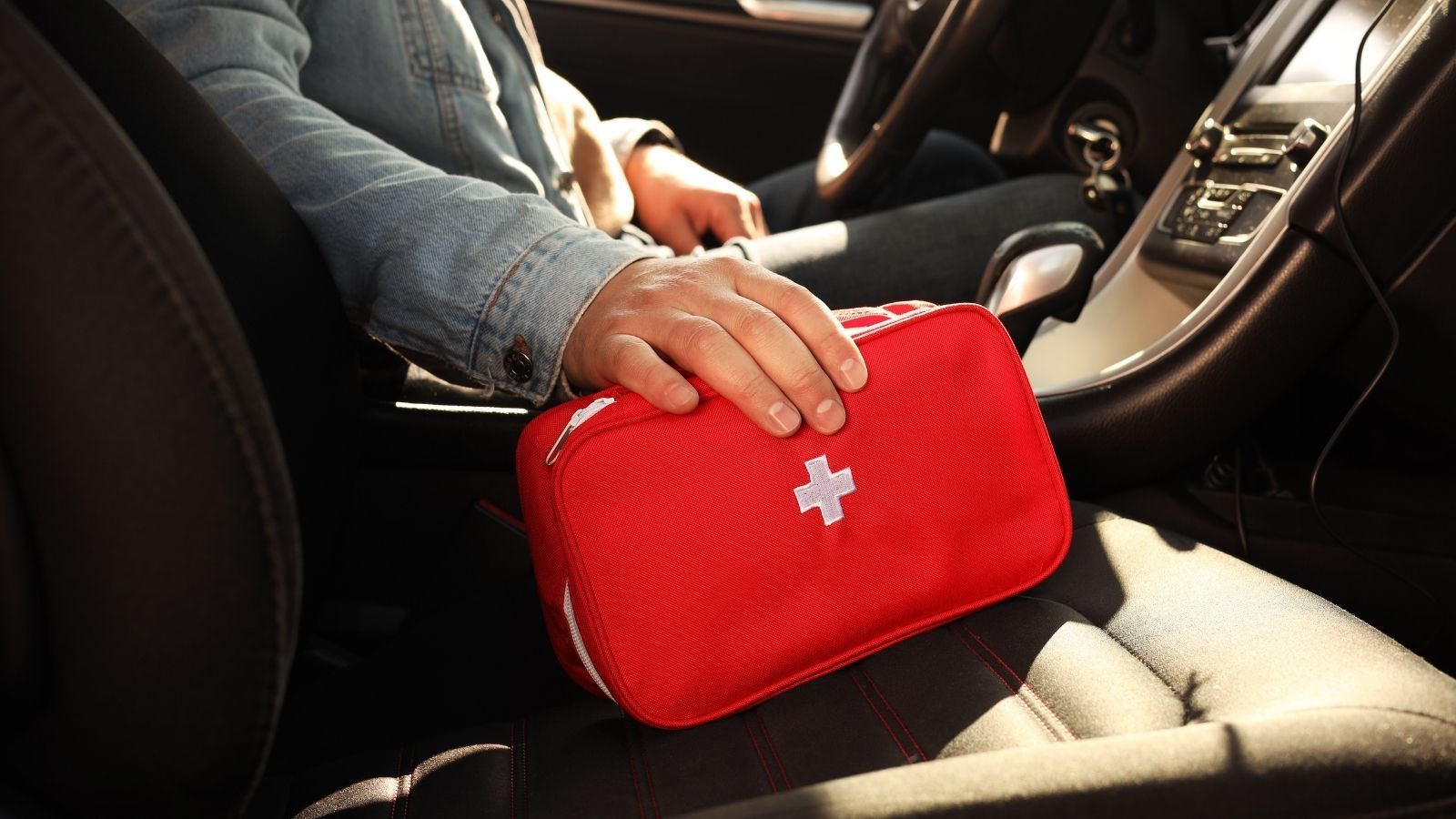 Apteczka w aucie