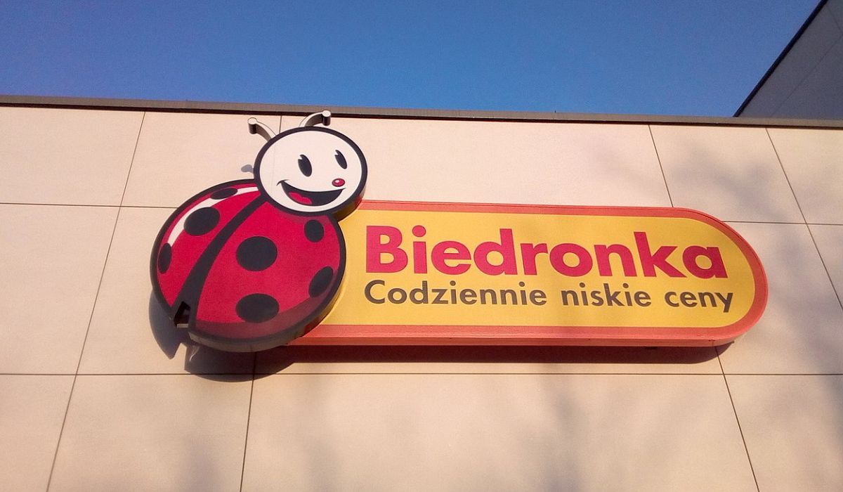 szyld biedronki