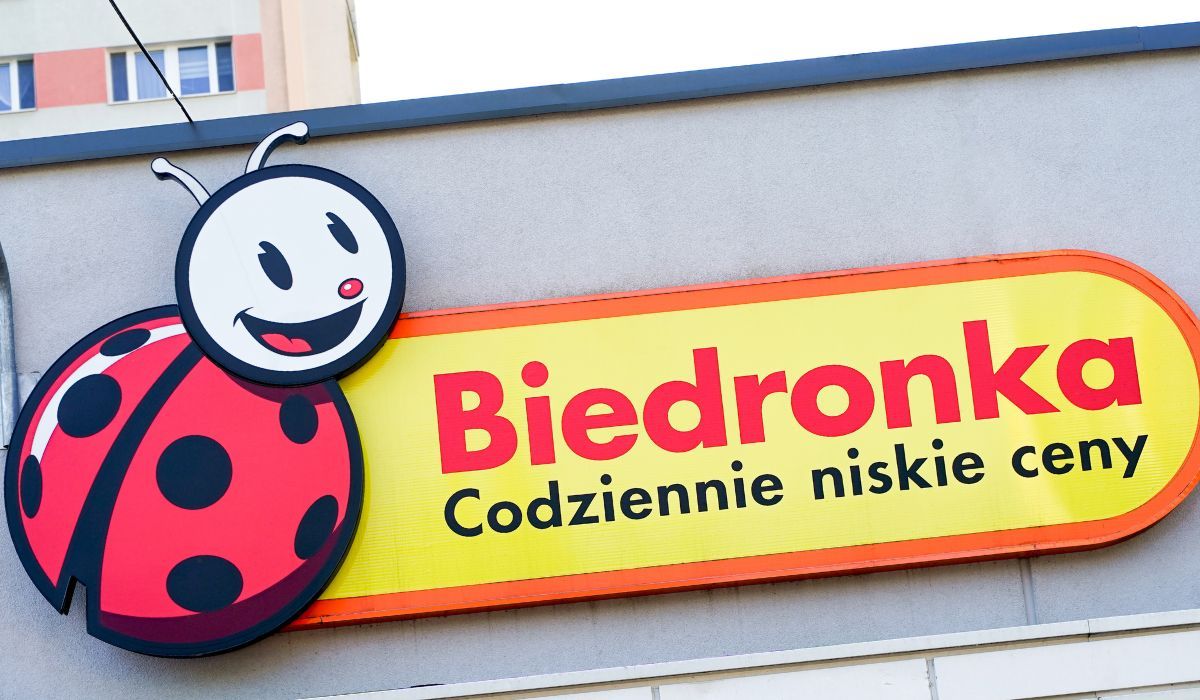 szyld biedronki