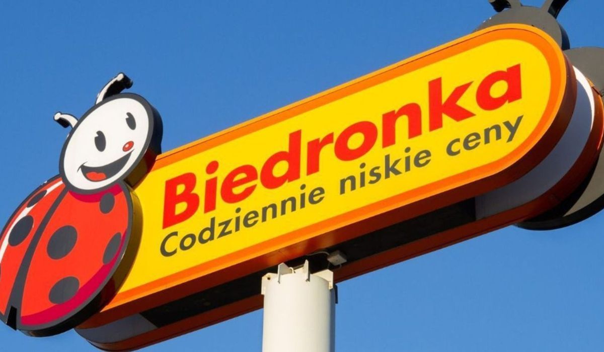 szyld Biedronki