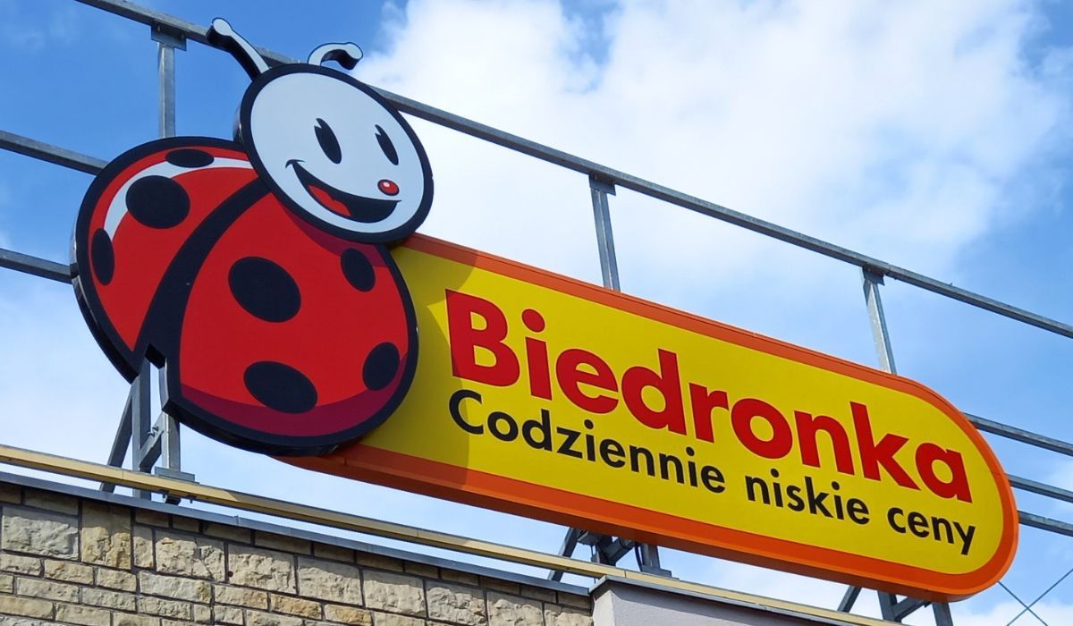 logo sklepu Biedronka