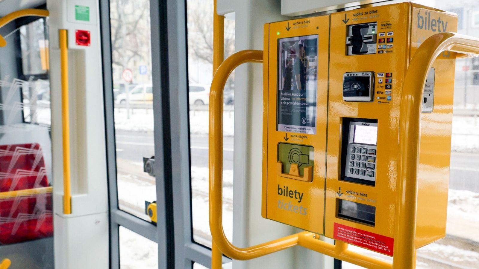 Nie tylko seniorzy. Te osoby nie muszą płacić za bilety w komunikacji, jeżdżą za darmo