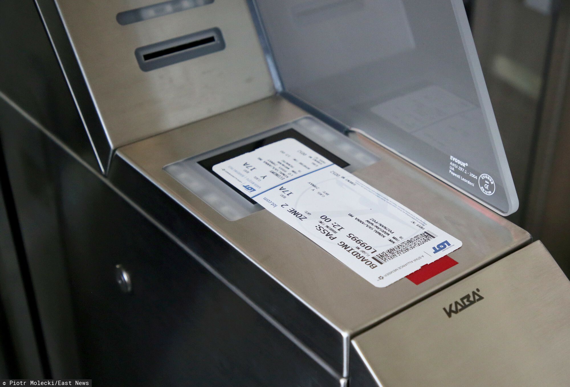 LOT przedłuża zawieszenie lotów. Te kierunki pozostaną niedostępne przez kilka tygodni