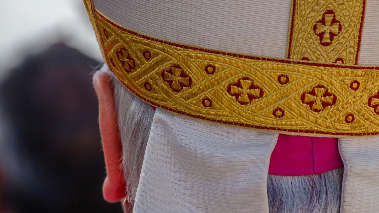 CBŚP rozbiło grupę przestępczą z Kościoła Naturalnego. Zatrzymano 12 osób