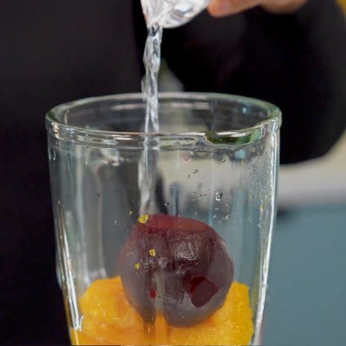 Pyszne i pożywne smoothie przygotujesz w kilka minut. Prościej się już nie da