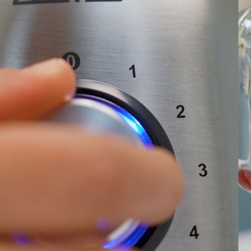 Pyszne i pożywne smoothie przygotujesz w kilka minut. Prościej się już nie da