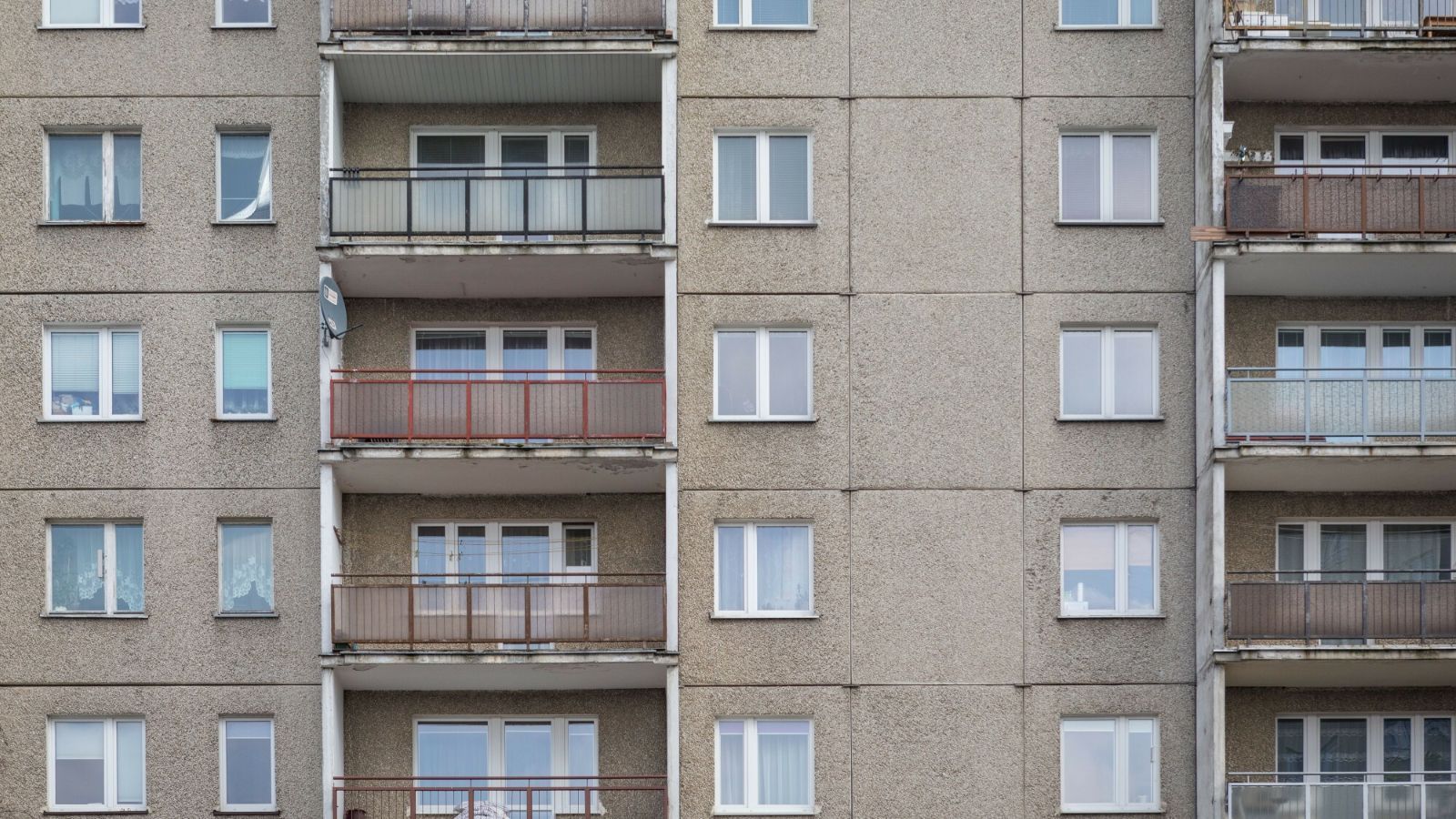 Problem z blokami z "wielkiej płyty". Eksperci biją na alarm