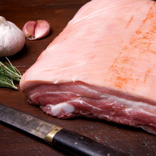 Wiadomo dlaczego mięso z Dino jest tak tanie. Nikt by się tego nie spodziewał