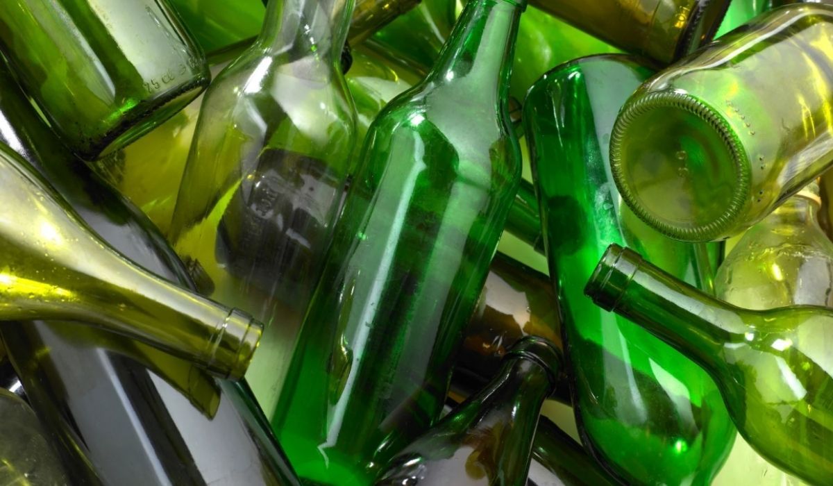 Luka w systemie kaucyjnym. Tak kolejny znany producent omija nowe prawo w Polsce