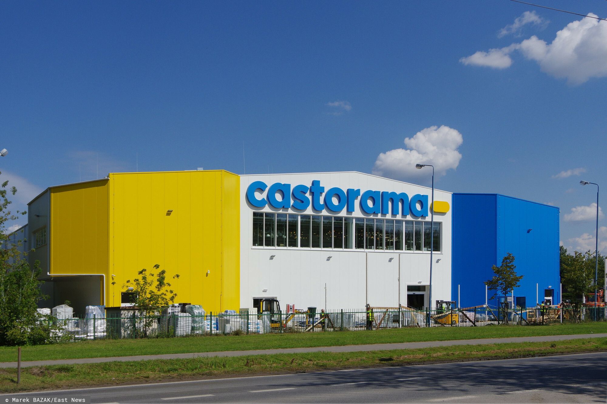 Castorama rekrutuje na weekendy. Za pracę w soboty i niedziele można dostać dodatkowe pieniądze