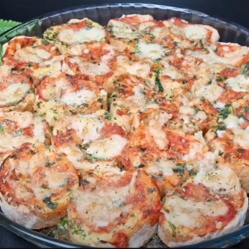 Nie wyrzucam czerstwego chleba. W kilka chwil robię z niego pyszną kolację