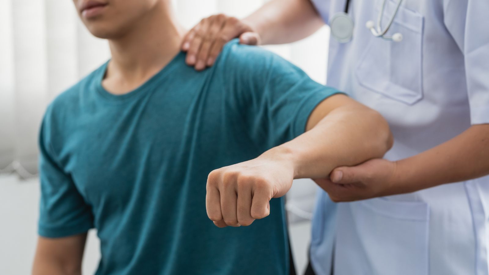 ZUS wypłaca prawie 1900 zł miesięcznie, ale nie każdemu. Te choroby dają prawo do renty