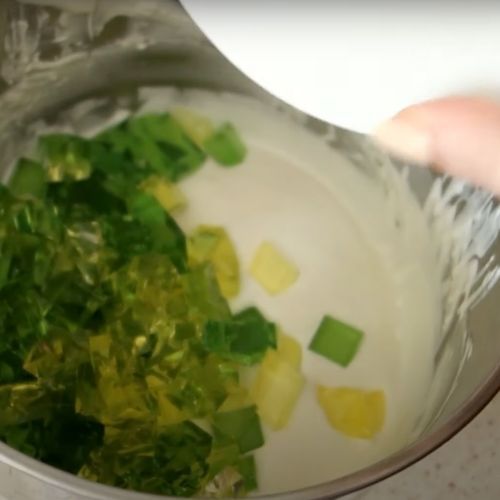 Taki deser podam na Dzień Dziecka. Zrobiłem go bez pieczenia z 4 składników