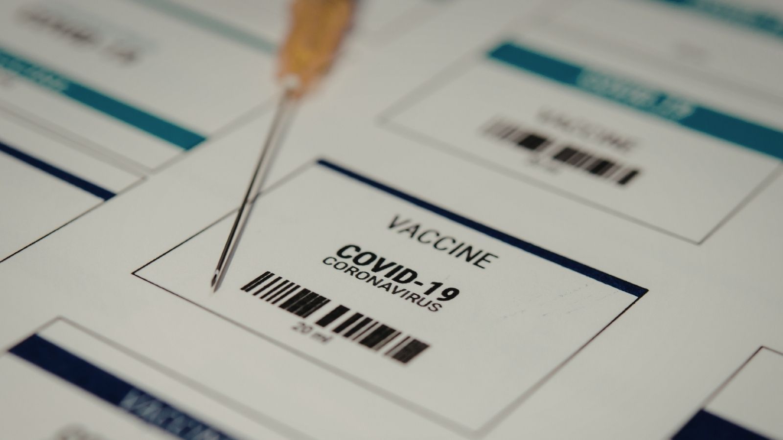 Polska przegrała z Pfizerem, do zapłaty miliardy. "Ten rachunek potencjalnie zapłaci każda polska rodzina"