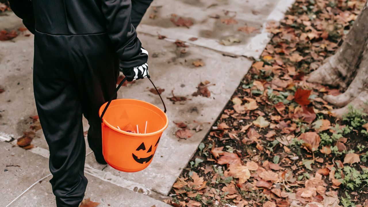 W Halloween posypią się mandaty. Rodzice nie mają pojęcia, powinni uprzedzić swoje dzieci