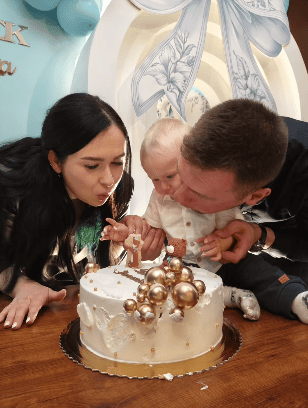 Ania i Kuba z "Rolnika" świętują 1. urodziny syna. Urządzili imprezę jak z bajki