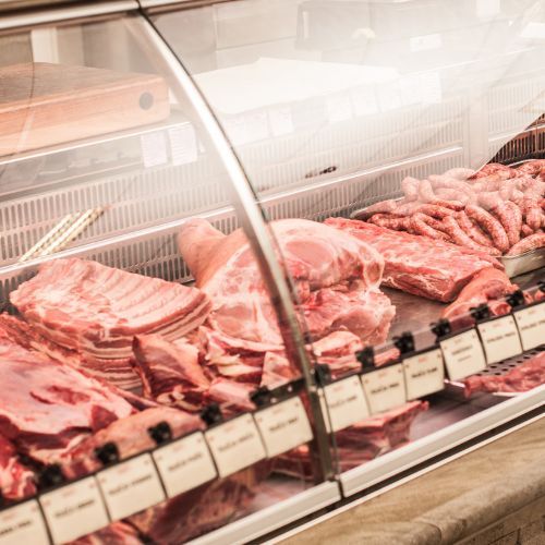 Wiadomo dlaczego mięso z Dino jest tak tanie. Nikt by się tego nie spodziewał