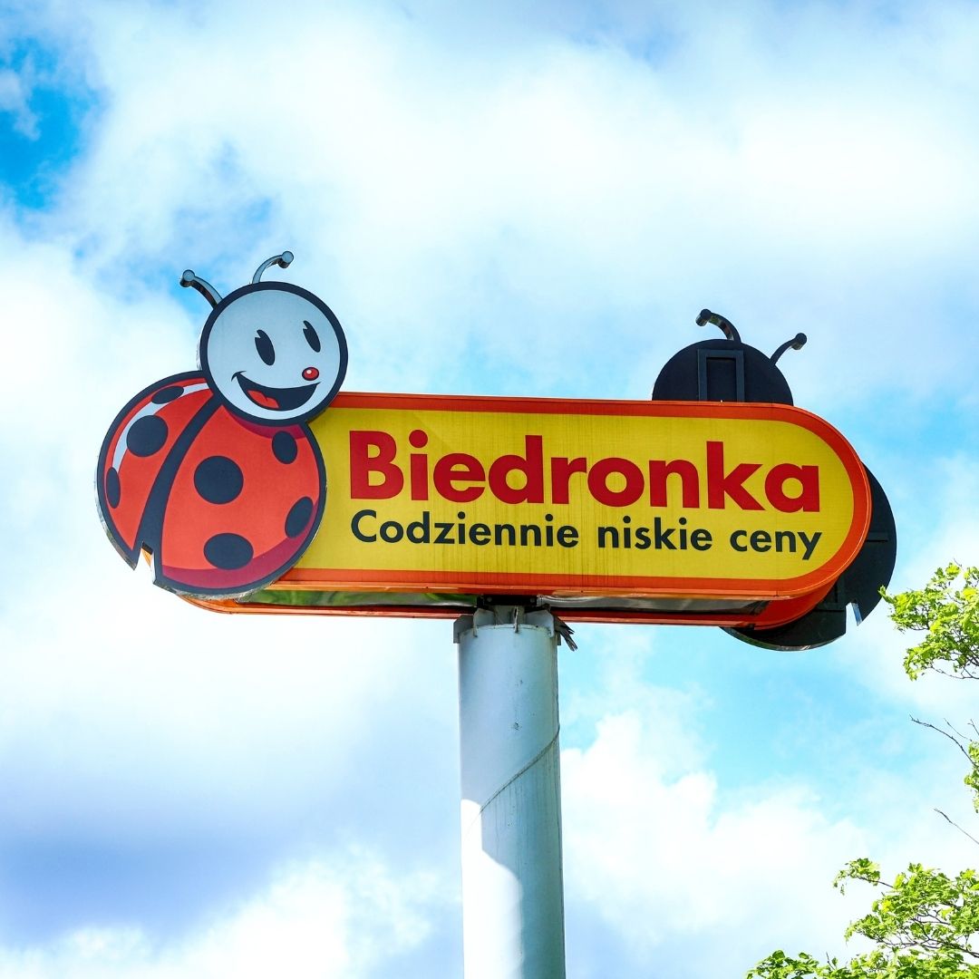 Zacznie się w długi weekend. Biedronka szykuje promocje 4+4 gratis i voucher 50 zł